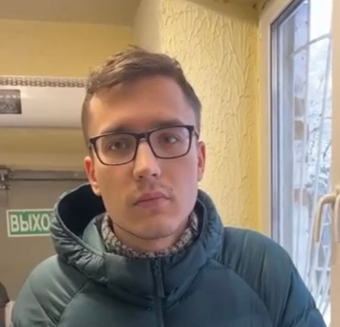 Парня с тяжелой формой астигматизма призвали «одним днем»