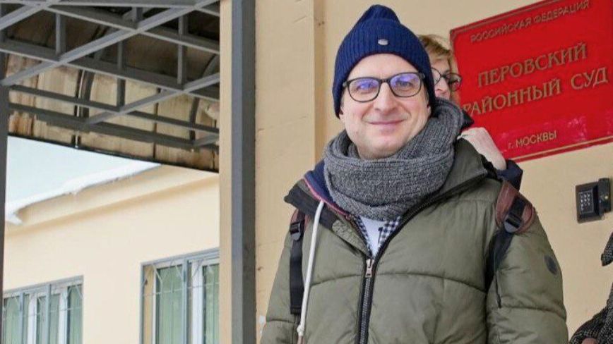 Отправьте книгу Ивану Тищенко! Врач очень скучает по чтению в колонии