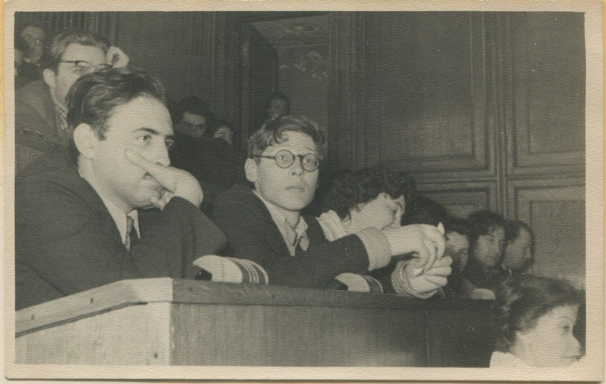 На биофаке МГУ. Начало 1960-х. Сергей Ковалев второй слева