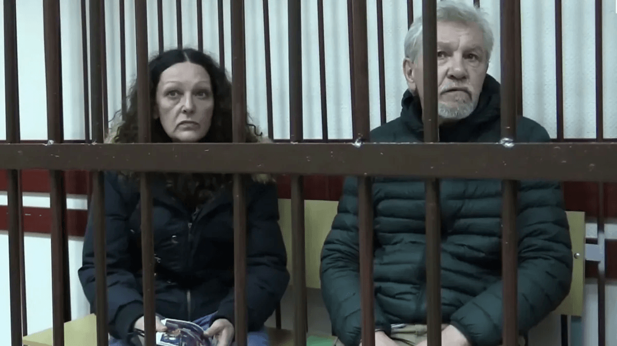 Людмила Разумова и Александр Мартынов в суде. Фото: архив